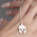 Colar Pingente Capacete Romano – Força, Estilo e História no Peito