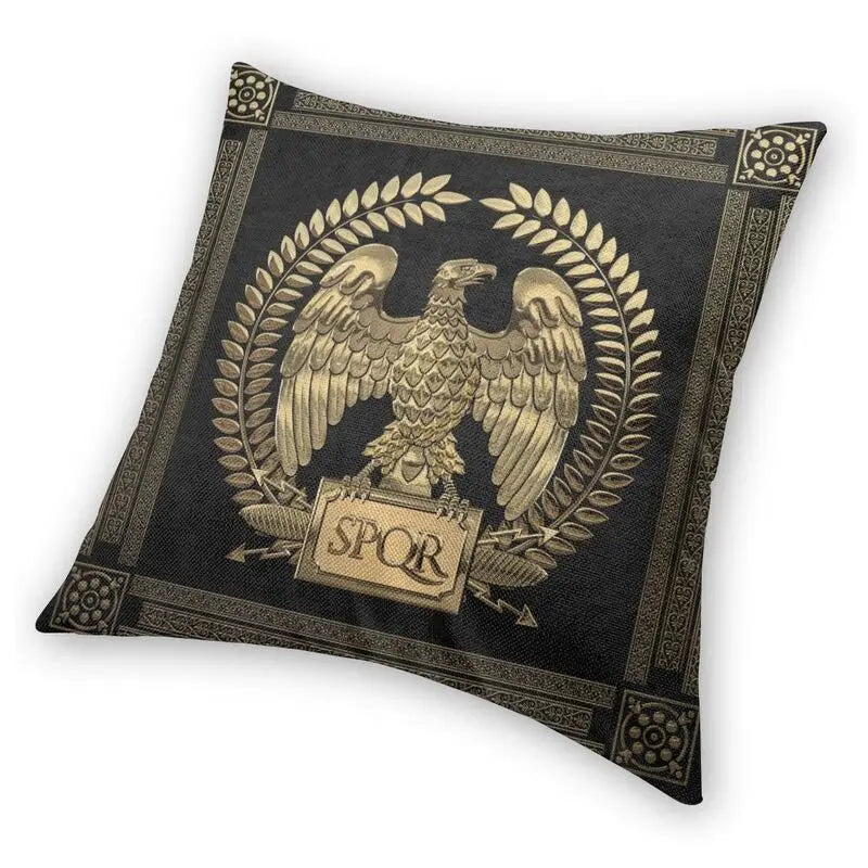 Capa de Almofada SPQR – O Luxo do Império em Cada Detalhe Decorativo