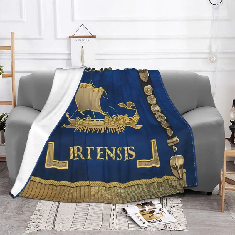 Cobertor de Flanela Legio X Fretensis – A Conquista de Roma em Conforto Supremo